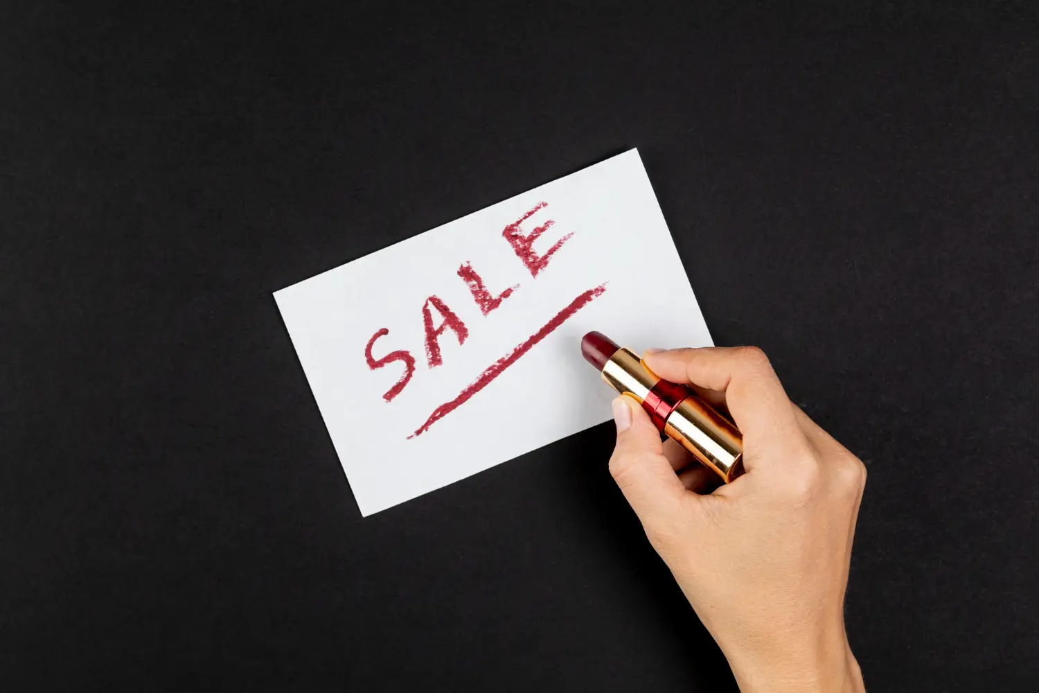 مزایای استفاده از تگ NFC در کسب‌وکارها مانند کاهش هزینه چاپ و افزایش تعامل مشتری